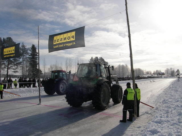 trakrorinkiihytys2010 076