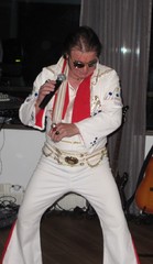 17_elvis_on_taalla_tanaan