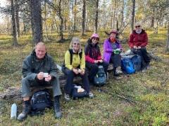 10__evaat_maistuu_luonnon_helmassa