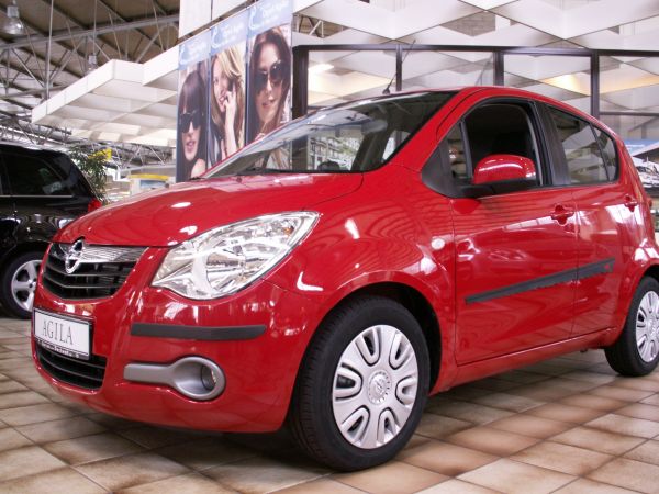 Kylkilistat ja puskurien suojalistat Opel Agila B 2008