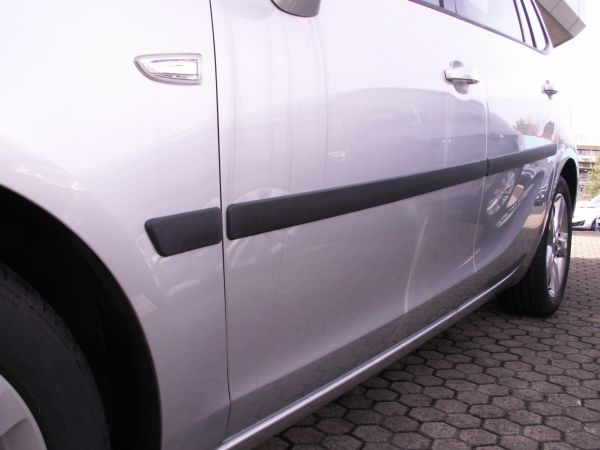Kylkilistat, Opel Zafira C 2012