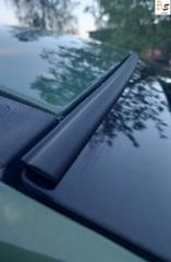 katon_etureunan_suojalista_autoon