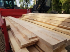 Valmista sahattua puutavaraa