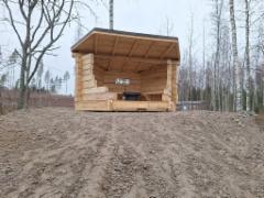 Py&ouml;riv&auml; laavu, pelkkahirsi, haapa