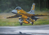 F-16, öljyväri