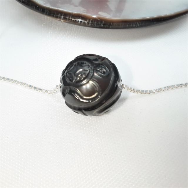 Tahitinhelmiriipus, kaiverettu, lähikuva