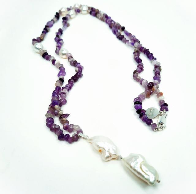 Ametistinauha helmillä