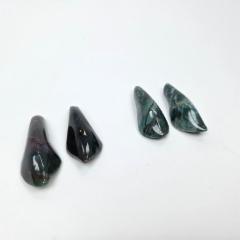 Akaatti, muotoon hiotut parit