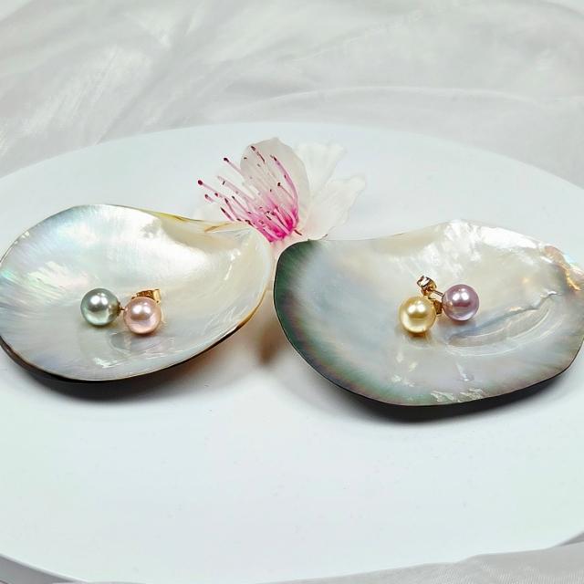 Uniikit duo-korvakorut etel&auml;meren/tahitin/makeanveden helmi