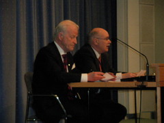 Olavi Kauppila toimi kokouksen puheenjohtajana ja hänet valittiin myös aplodien kera jatkamaan seniorien hallituksen puheenjohtajana