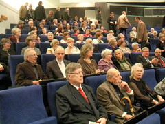 Kuvia kokouksen osanottajista