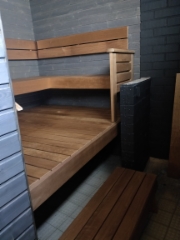 Hotelli sorsanpes&auml; naisten sauna. L&auml;mp&ouml;haapa