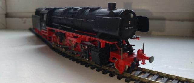 8742