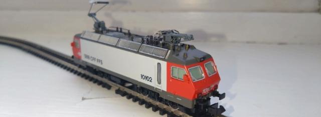 23251