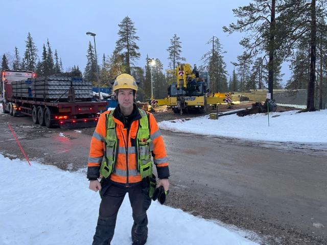 f84b9876-14d3-496a-b435-30fce867ec66 f84b9876-14d3-496a-b435-30fce867ec66