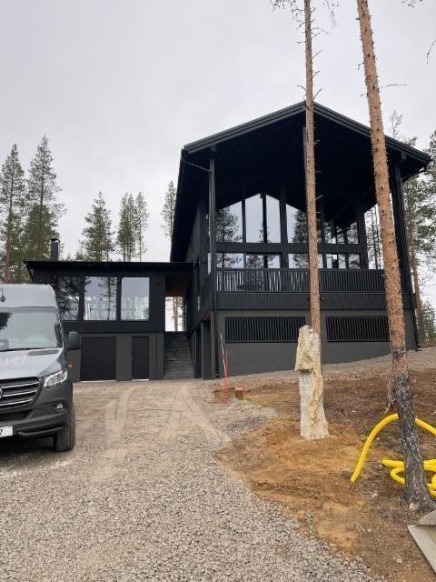 8ff6e50e-5024-4cba-a5d4-b7d9bc0c9e9c