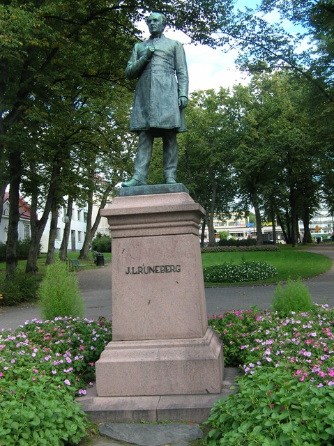 Runebergin patsas