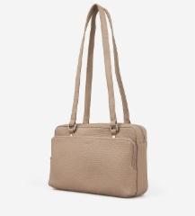 Nomi beige