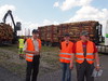 UPM testasi yli 76 tonnia painavia ja yli 25,25 metriä pitkiä HCT-ajoneuvoyhdistelmiä (High Capacity Transport) Lappeenrannan lentokentällä tiistaina 25.6.2013