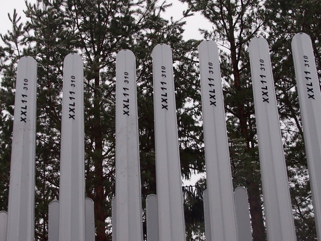 XXL pankkomerkintä selkeyttää valmistusta,vatastointia , myyntiä, asennusta ja käyttäjää. Selkeä ja ikuinen.