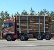 Polttoainekulujen minimointi on otettava vakavasti. Ilmavlien pienennys on tehokeinojamme kuormatulla yhdistelmll.