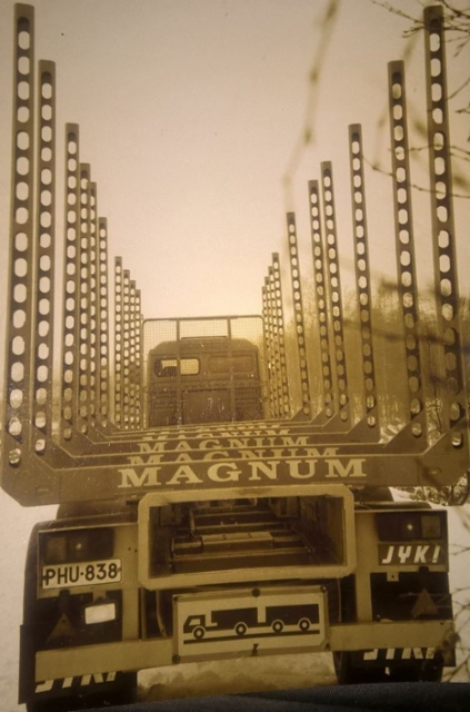 Magnum "reikäpankko" oli ilmava, ja kevein koskaan rakennettu 7 tonnin pinotavarapankko.