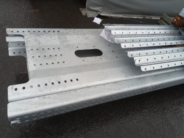 Uutta tekniikka pölliautoihin.