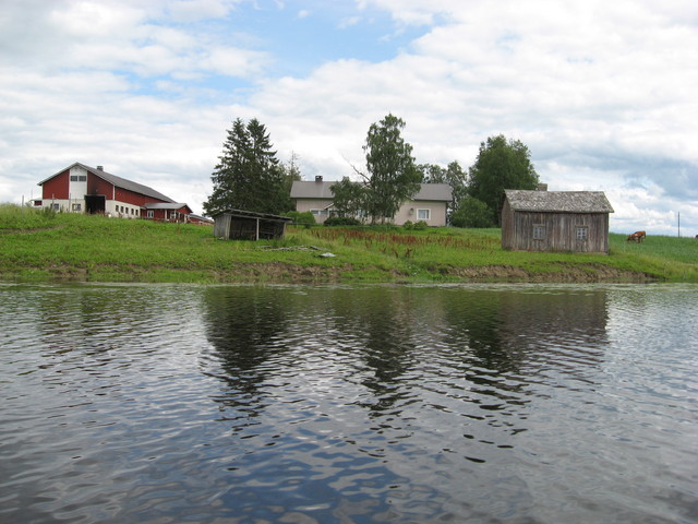 näkymä järveltä
