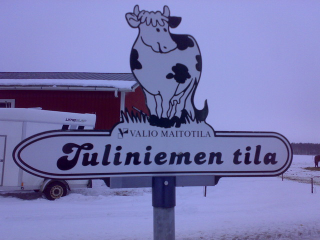 Valion maitotila-kyltti