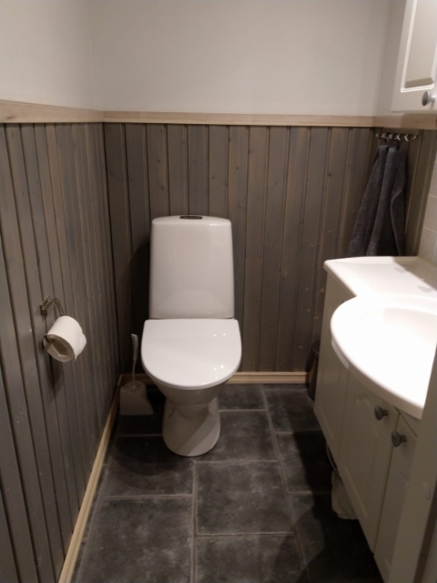 WC WC