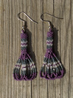 intiaanikorvakorut, peyote stitch earrings 5