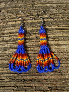 intiaanikorvakorut, peyote stitch earrings 6